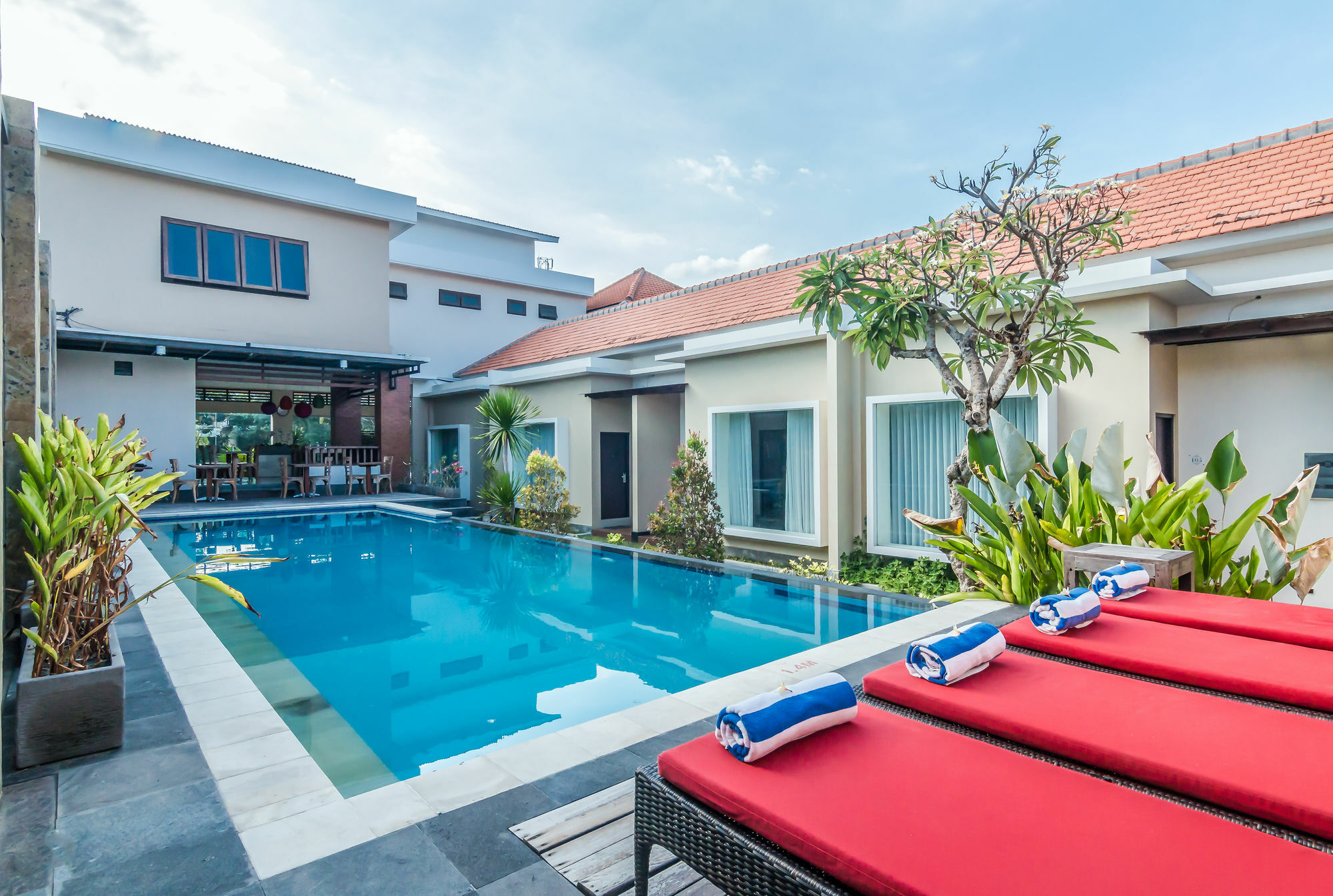 Zen Premium Eka Laweya 3* Seminyak (Bali)