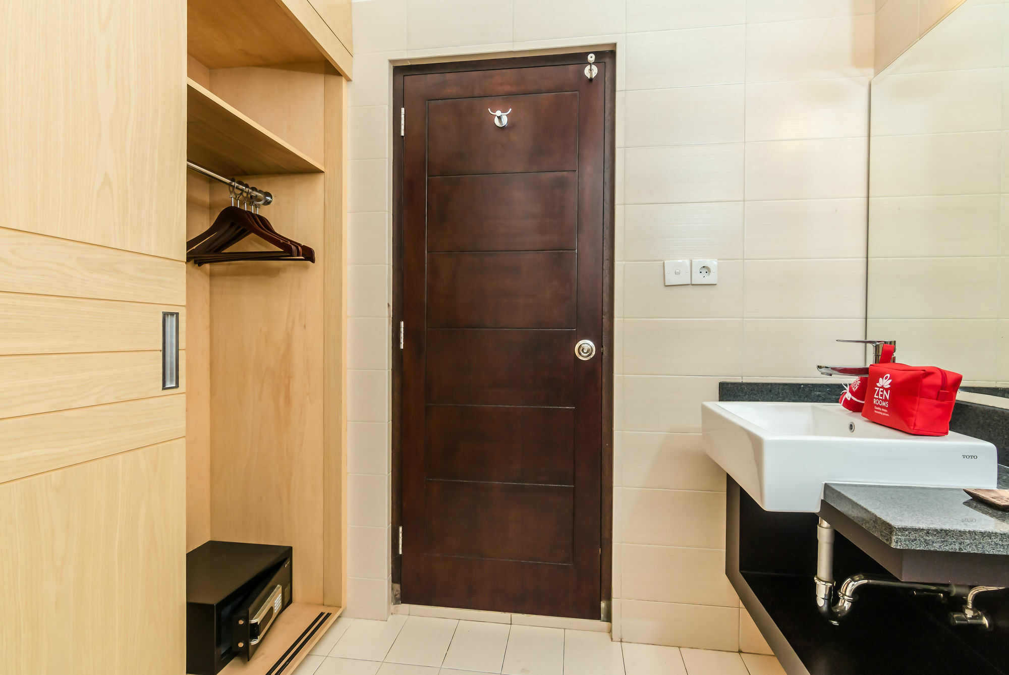 Zen Premium Eka Laweya 3*